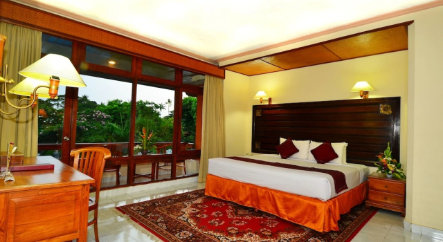 Двухместный полулюкс Inna Sindhu Beach Hotel & Resort