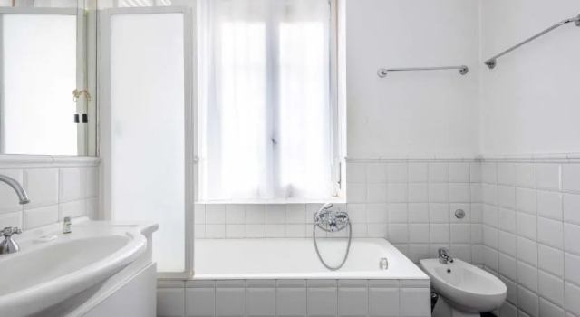 Апартаменты Exclusive 4 Bedrooms Apartment in Milan Center