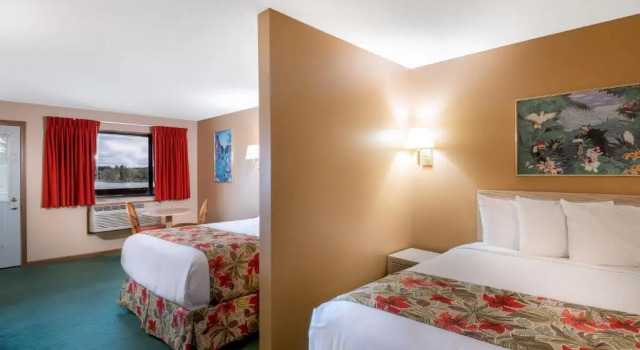 Aloha Beach Resort, Book Ferieresort Wisconsin Dells The Dells