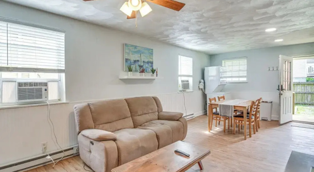 Walk to Beach & Chesapeake Bay: Norfolk Retreat!, Забронировать Апартаменты/квартира Норфолк Виргиния