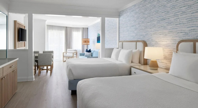 Люкс с балконом и рядом с пляжем Bethany Beach Ocean Suites Residence Inn by Marriott