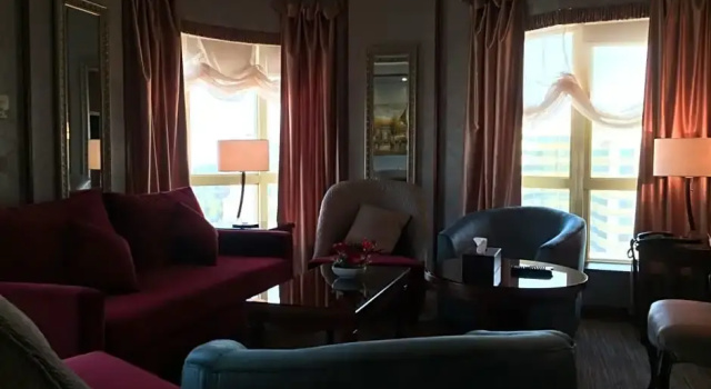 Люкс Kings Park Hotel