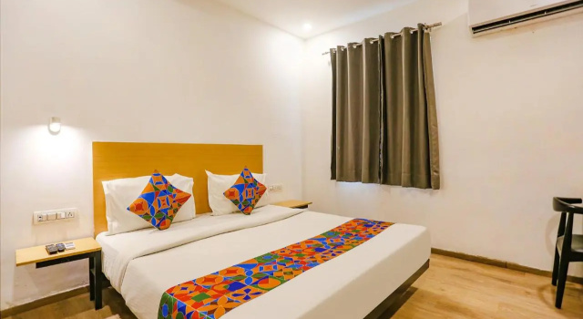 FabHotel Roseman