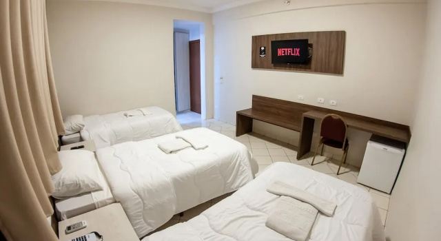 Номер Deluxe London Hotel Londrina