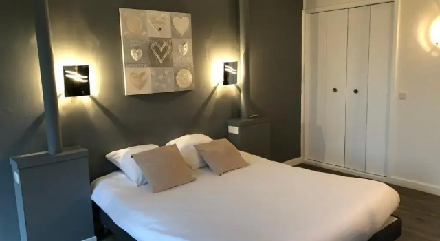 Номер Standard Logis Hôtel l'Abricotine