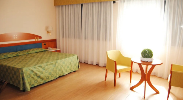 Двухместный номер Standard Hotel Futura Centro Congressi