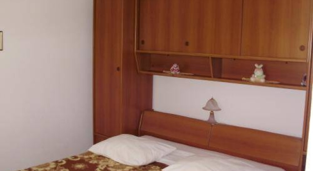 Apartments Lupis, 予約 アパートメント Loviste Pelješac