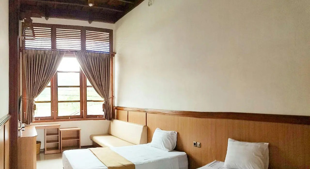 Jawa Dwipa Resort and Convention, Boek Resort Karang Central Java