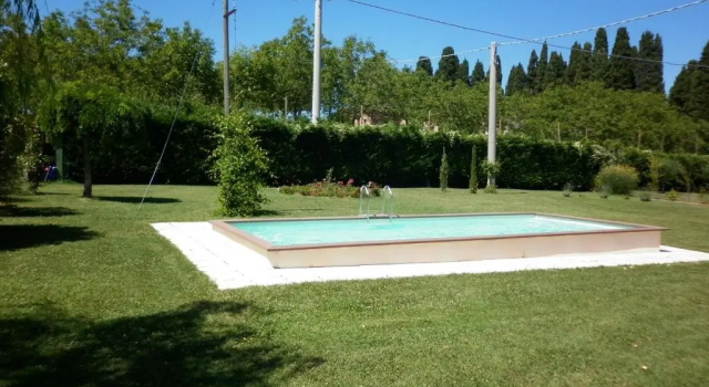 Villa Jolanda, Rezervați Vilă  