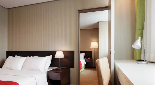 Четырёхместный номер Standard Ramada Encore Seoul Dongdaemun