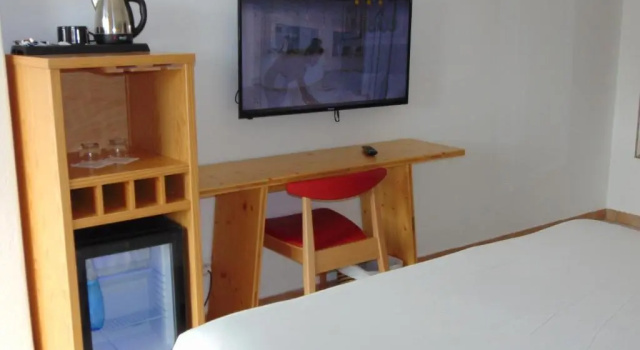 Люкс с 2 комнатами Hotel Carvoeiro Plaza