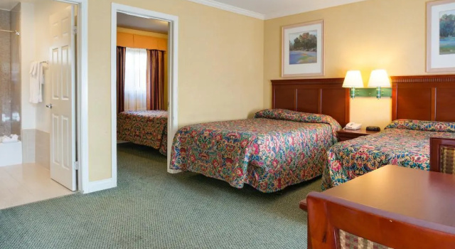 Люкс Redondo Inn and Suites