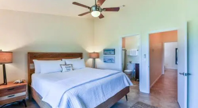 Lake Palms 2 by RedAwning, Rezervați Hotel Sanibel Sanibel Island, lângă Gulfside Beach