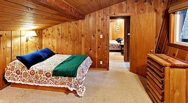 Becky's Boathouse 3BR by RedAwning, Забронировать Отель Саут-Лейк-Тахо South Lake Tahoe Area