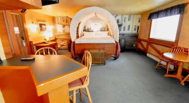 Люкс Canad Inns Destination Centre Fort Garry