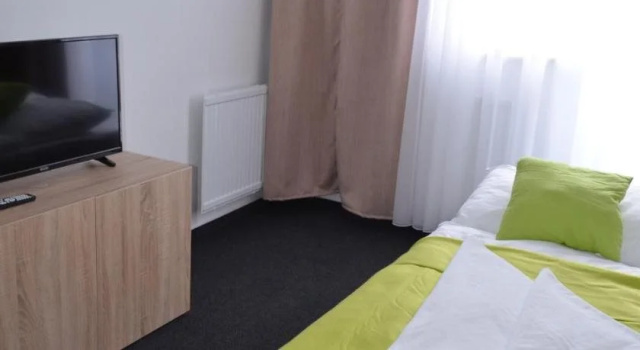 Hotel CESKA FARMA, Забронировать Отель Дольни-Двур Краловеградецкий край