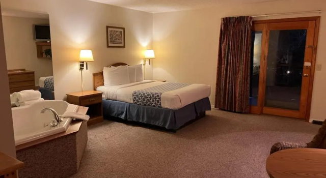 Двухместный номер Standard Four Seasons Inn