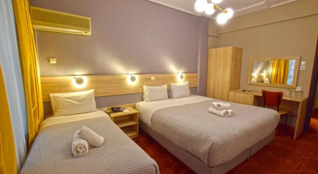 Трёхместный номер Standard John's Hotel