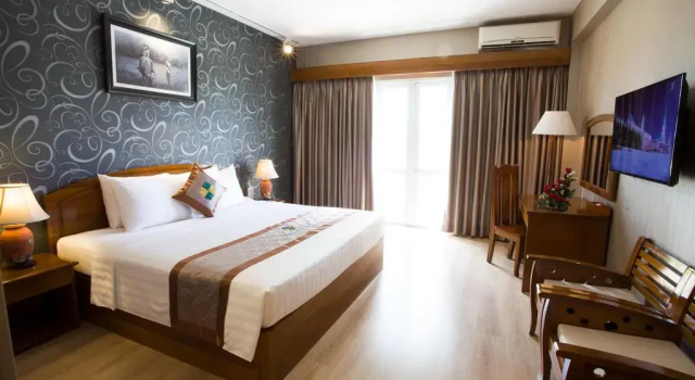 Номер Deluxe Tran Vien Dong Hotel