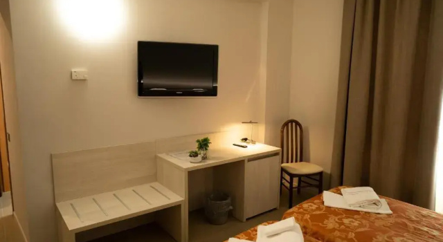 Трёхместный номер Standard Hotel Europa