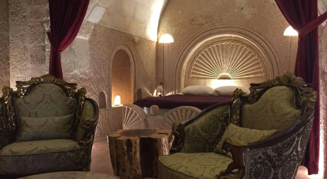Oread Cave Suites