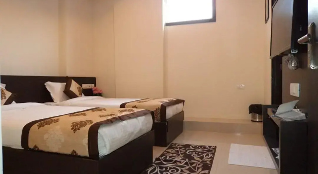 Ashu Hotel