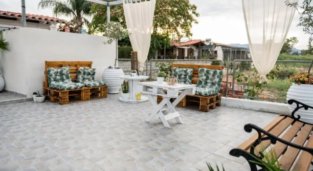 Sea View Residence