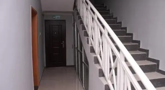 Pearl One Suites, Забронировать Отель Oshodi Mushin