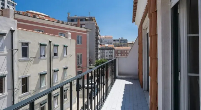 Lisbon Apartments near River, Забронировать Апартаменты/квартира Лиссабон Эстремадура