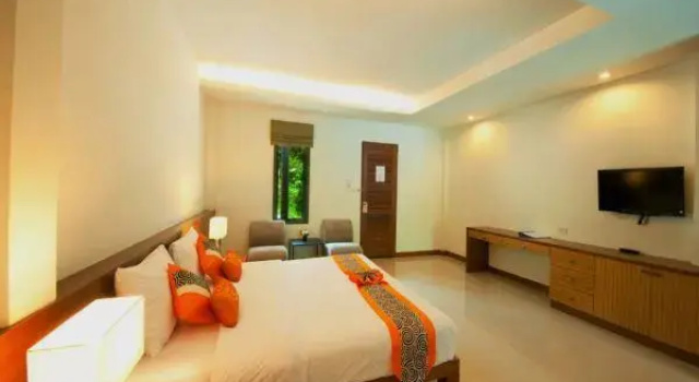 Двухместный номер Deluxe с балконом и с видом на горы PS Hill Resort Phuket Patong - SHA Plus