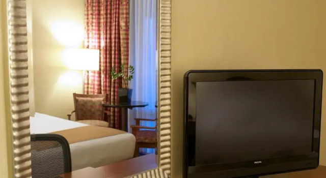 Четырёхместный номер Standard West Gate Inn Nyack