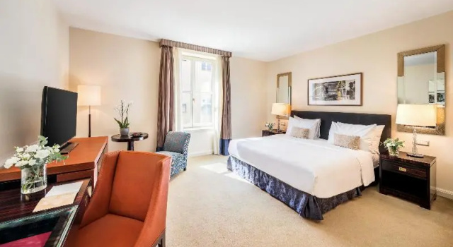 Номер Superior Mandarin Oriental, Prague