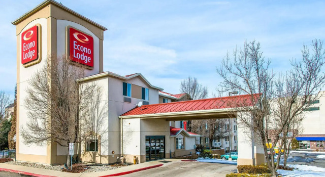 Days Inn by Wyndham Thornton, Rezervasyon Otel Thornton Kolorado