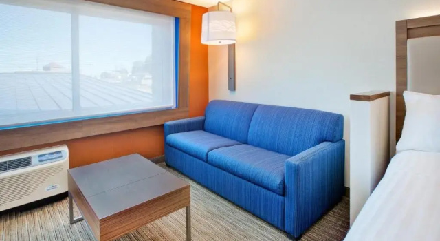 Люкс Holiday Inn Express & Suites New Castle by IHG