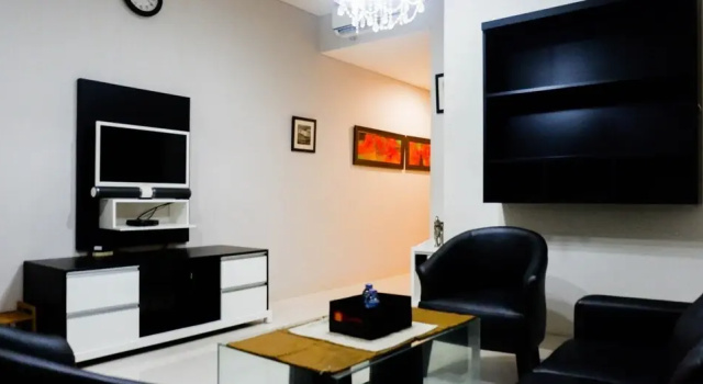 Trillium Residence, Rezervovat Hotel Surabaja hotely s bazénem, blízko Taman Remaja Surabaya, Bazén