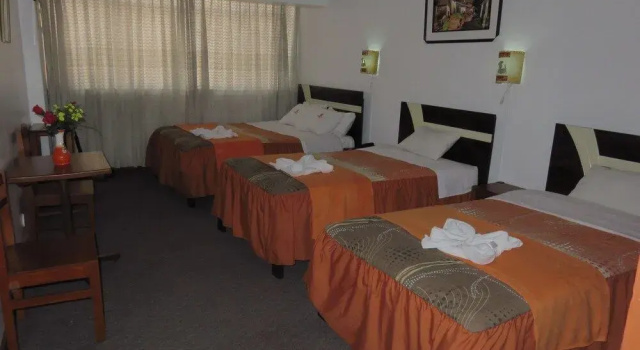 Dennys House Cusco
