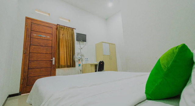 CahAyu Syariah Sumbersari by Innapps, Rezerwuj Hotel Hotele w Malang z Parkingiem, w pobliżu Malang Library, Parking