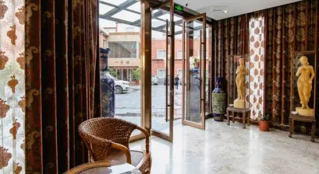 Shuyang Sanhe Hotel, Buchen Sie Hotel Puyang Henan