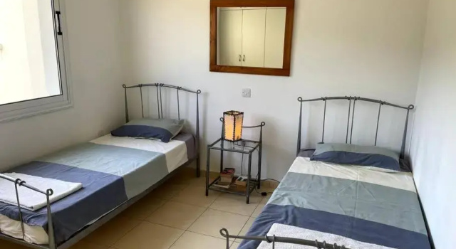 2 bed apt mountains and costal views with pool, Забронировать Отель Тала Пафос