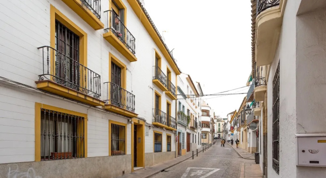 Viento de corredera, Varaa Huoneisto Córdoba Madrid