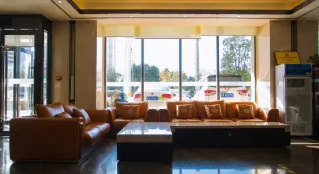 GreenTree Eastern Hotel (Fuyang Railway Station Guoyang South Road), Buchen Sie Hotel Hotels in Fuyang mit Parkplatz, Parkplätze