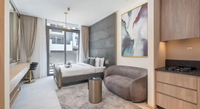 Spectacular Getaway in This Studio in The Autograph