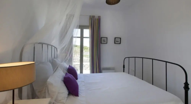 Idyllic Holiday Villa Gardenview Nr Beach by VillaRentalsgr, Забронировать Вилла Коттеджи Науса, Коттедж