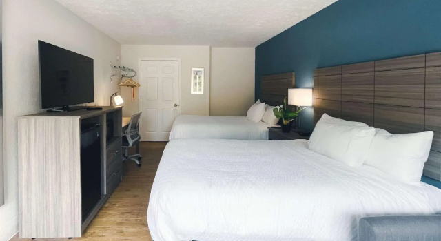Четырёхместный номер Standard Ramada by Wyndham Lumberton
