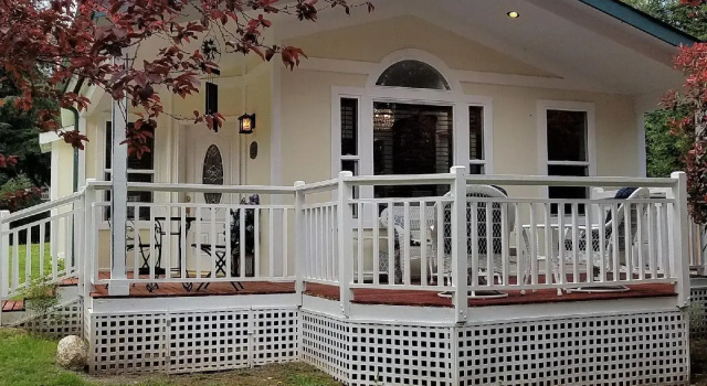 Arbor Rouge Cottage