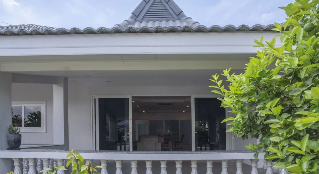 6 Bedroom Tropical Pool Villa - V6