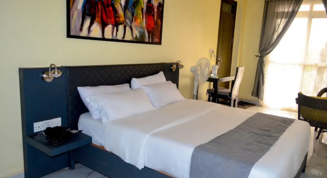 Номер Deluxe Dana Hotel