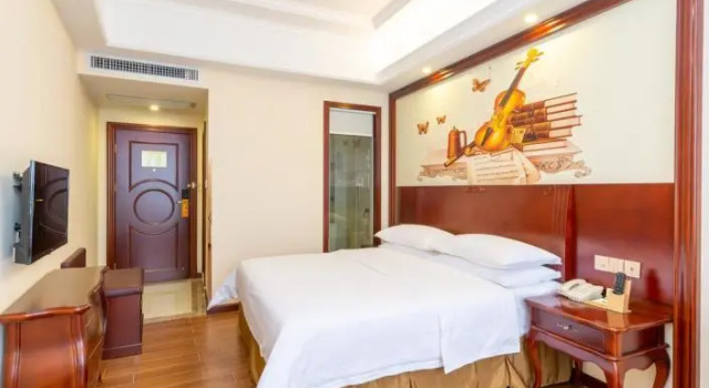 Vienna Hotel Huizhou Daya Bay Xinliao, Забронировать Отель Отели Huizhou Area 3 звезды, 3*