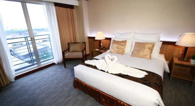 Номер Standard Dohera Hotel