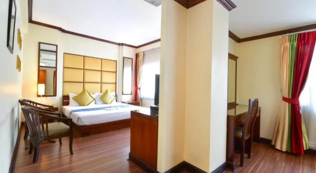 Люкс Premier Grand Business Inn